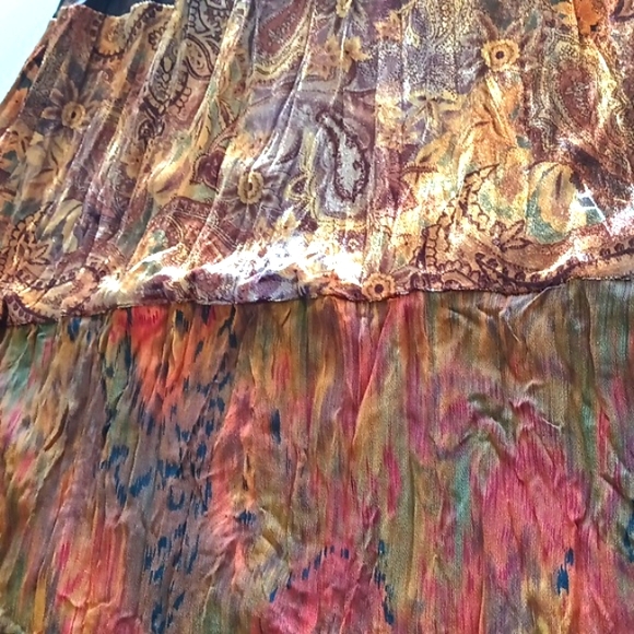 UNYX Floral Print Beautiful Colors/ Contrast 1 Velvet & 2 100% Polyester Skirt S - Picture 14 of 15